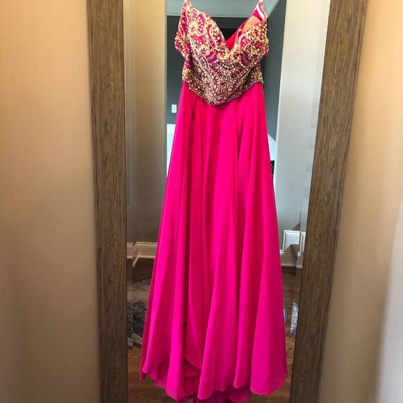 Prom Dress - Picture 2 of 6
